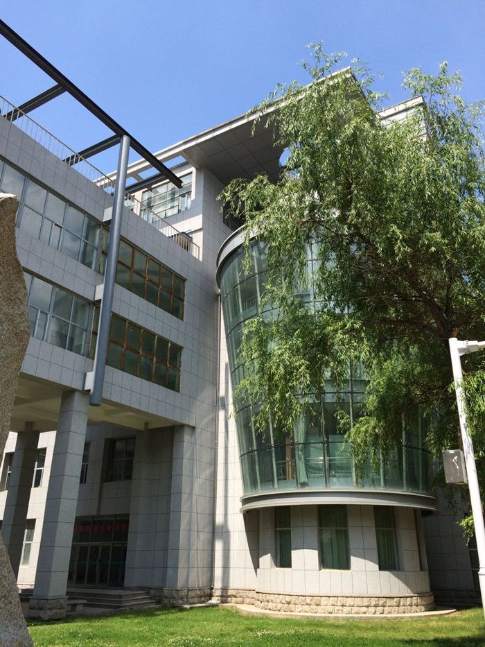 工程案例-43-中國吉林醫藥學院-採用我司塗料, 底漆, 相關材料/凰鼎工程-專業仿石多彩塗料/原料供應